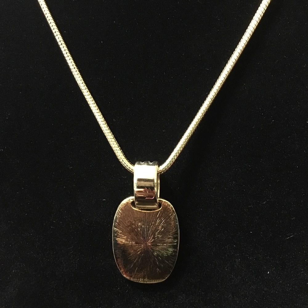 Beautiful Vintage Necklace- 34”.